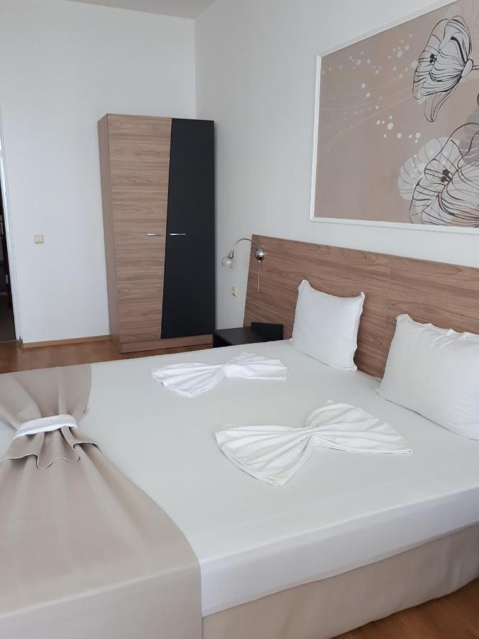 Silver Beach Byala - Първа Линия, Морска Панорама С Два Басейна Kültér fotó